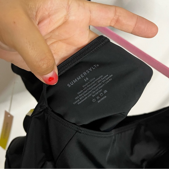 Summersalt Women's The Ruffle Backflip Swimsuit in Black Size 14 - Picture 10 of 12